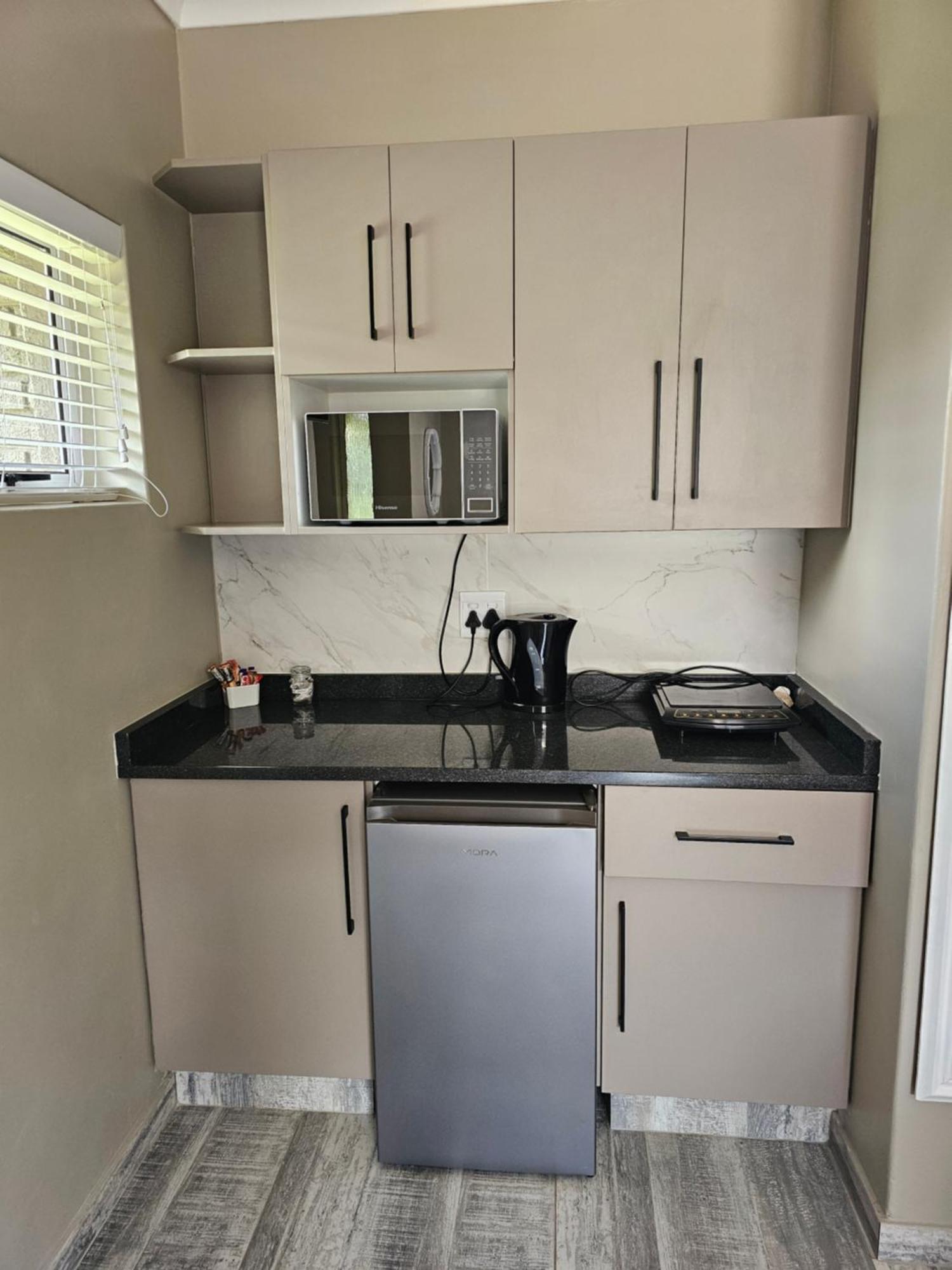 The Armagh Guesthouse Boksburg Ngoại thất bức ảnh